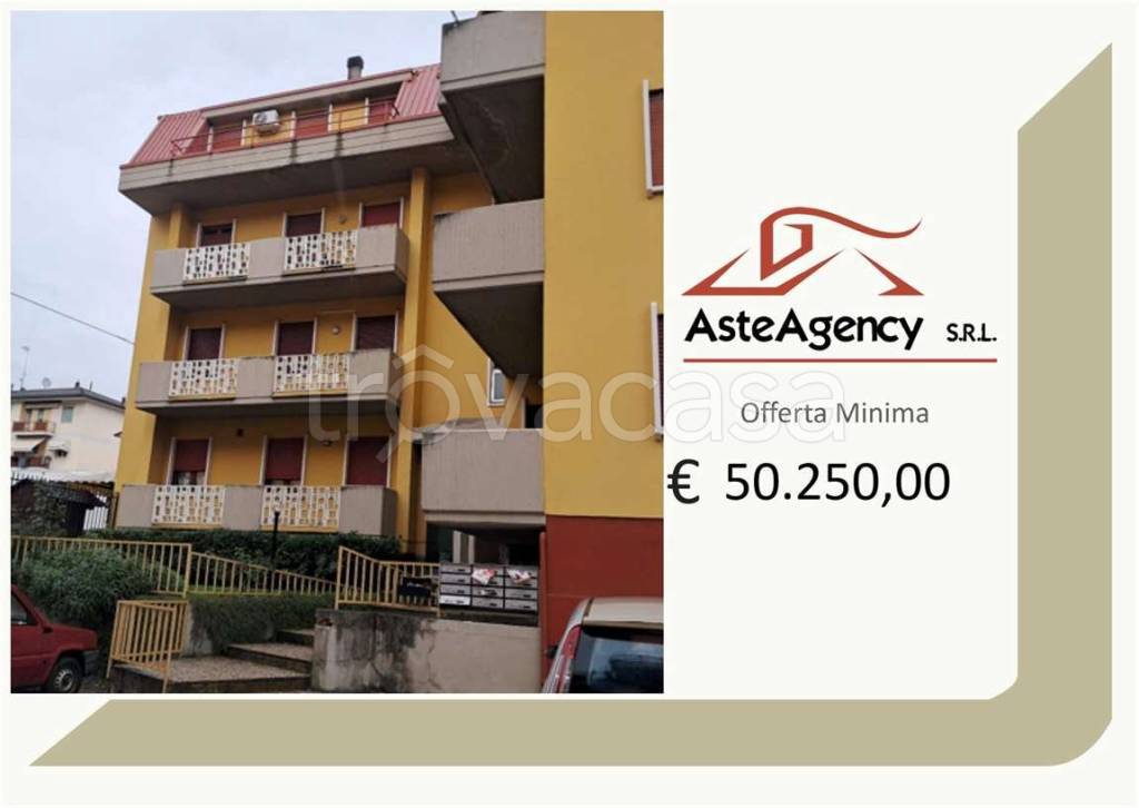 appartamento in vendita a San Giovanni Ilarione in zona Castello