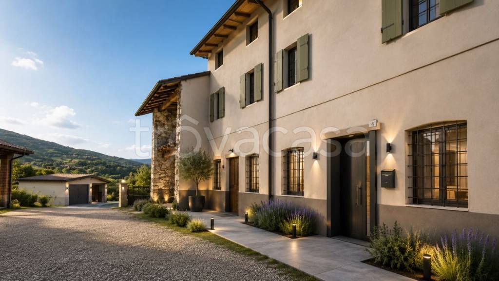 casa indipendente in vendita a San Giovanni Ilarione in zona Castello