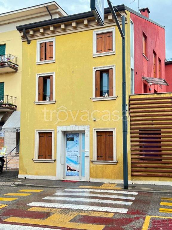 trivano in vendita a San Giovanni Lupatoto