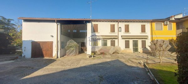 casa indipendente in vendita a San Giovanni Lupatoto in zona Raldon