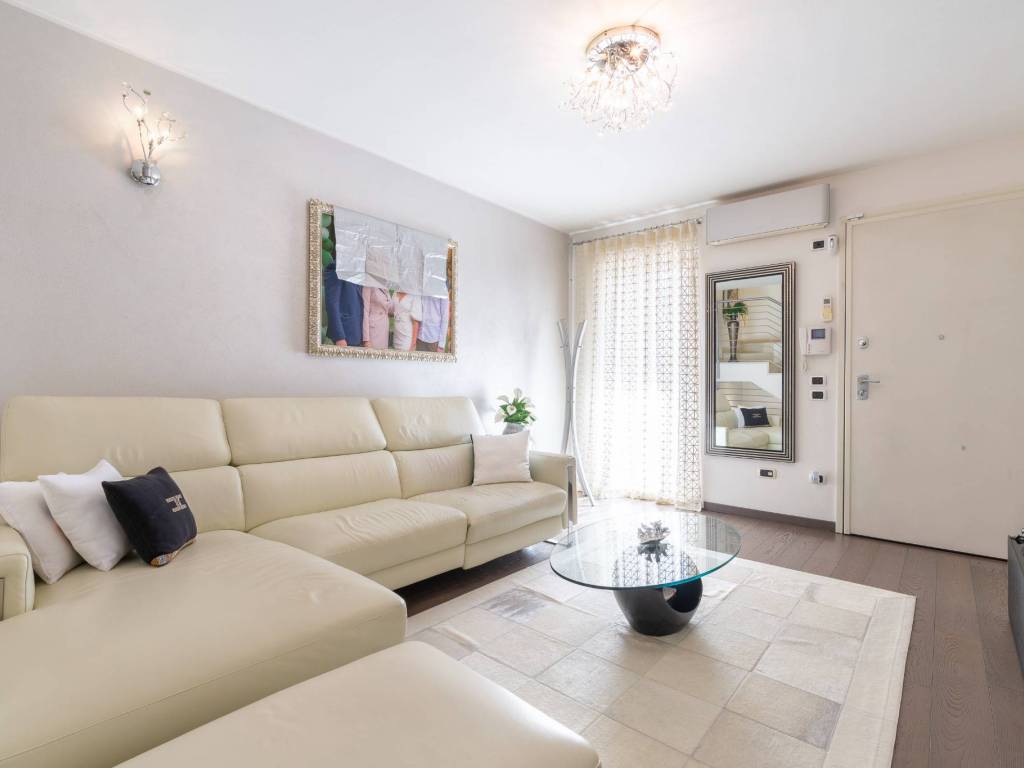casa indipendente in vendita a San Giovanni Lupatoto