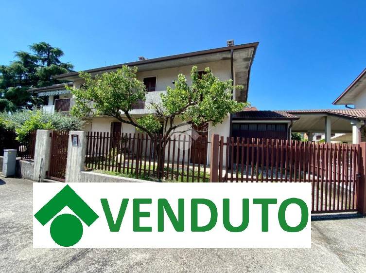 casa indipendente in vendita a San Giovanni Lupatoto
