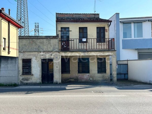 casa indipendente in vendita a San Giovanni Lupatoto
