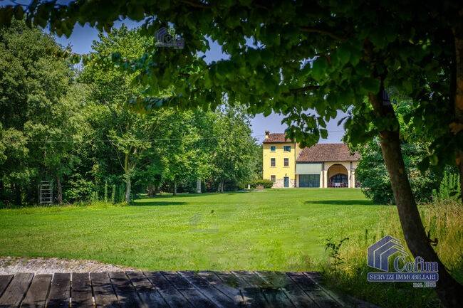 casa indipendente in vendita a San Giovanni Lupatoto in zona Pozzo
