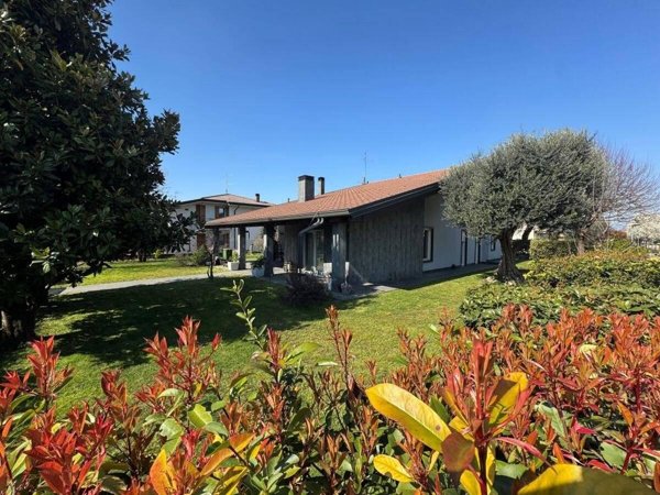casa indipendente in vendita a San Giovanni Lupatoto