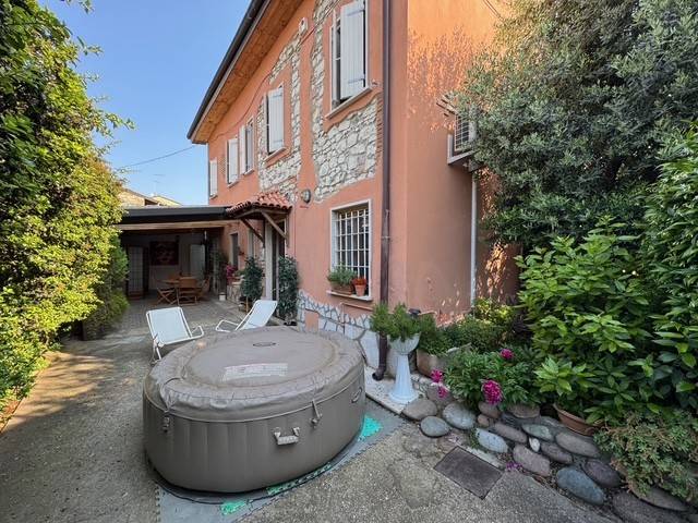 casa indipendente in vendita a San Giovanni Lupatoto