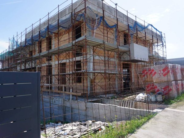 casa indipendente in vendita a San Giovanni Lupatoto in zona Raldon