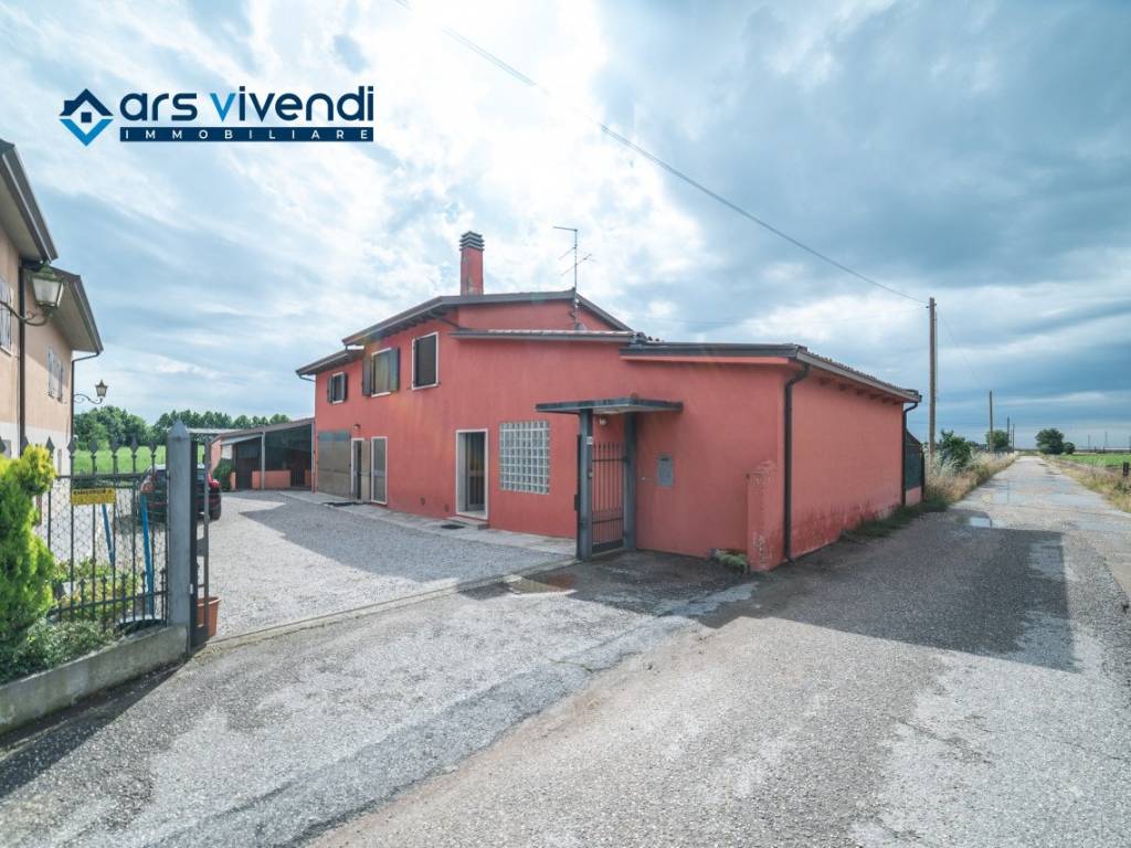 casa indipendente in vendita a San Giovanni Lupatoto in zona Raldon