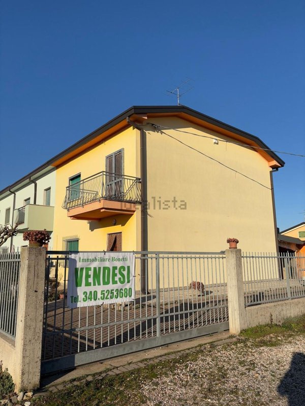 casa indipendente in vendita a San Giovanni Lupatoto in zona Raldon