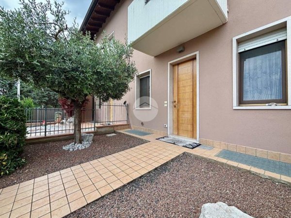 appartamento in vendita a San Giovanni Lupatoto in zona Raldon
