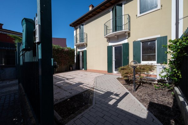 casa indipendente in vendita a San Giovanni Lupatoto in zona Raldon