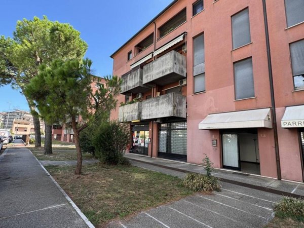 ufficio in vendita a San Giovanni Lupatoto