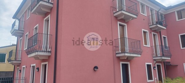 appartamento in vendita a San Giovanni Lupatoto in zona Raldon
