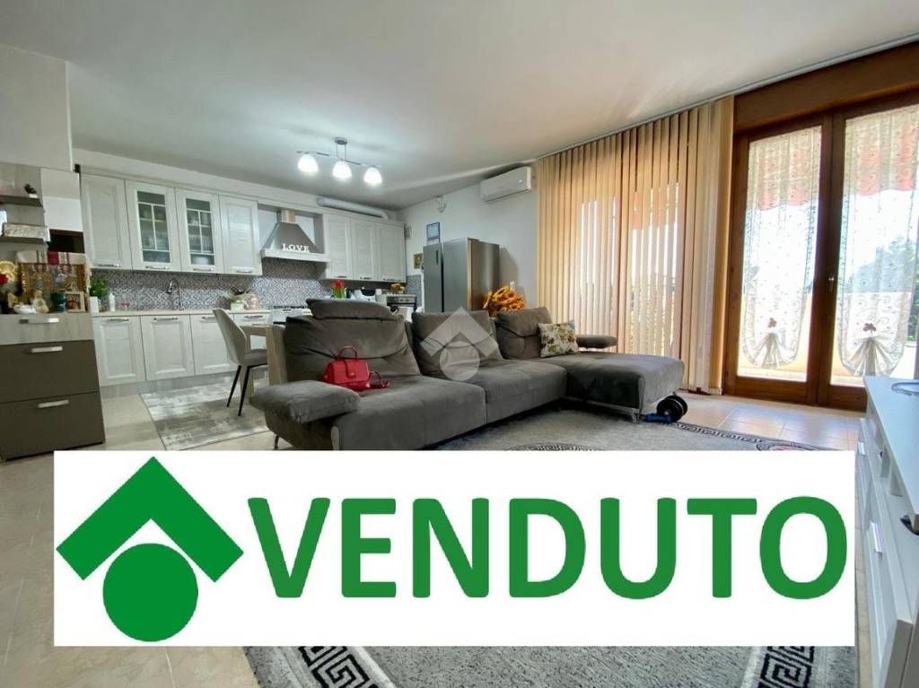 appartamento in vendita a San Giovanni Lupatoto in zona Pozzo