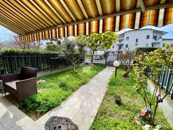 casa indipendente in vendita a San Giovanni Lupatoto