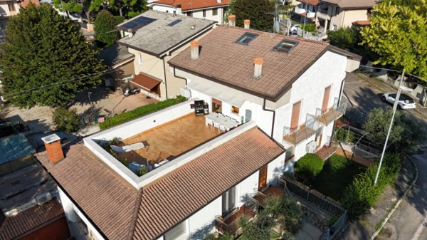 appartamento in vendita a San Giovanni Lupatoto in zona Pozzo