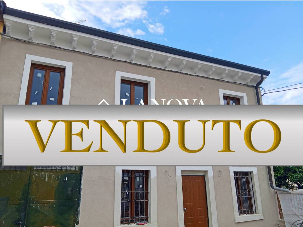 casa indipendente in vendita a San Giovanni Lupatoto