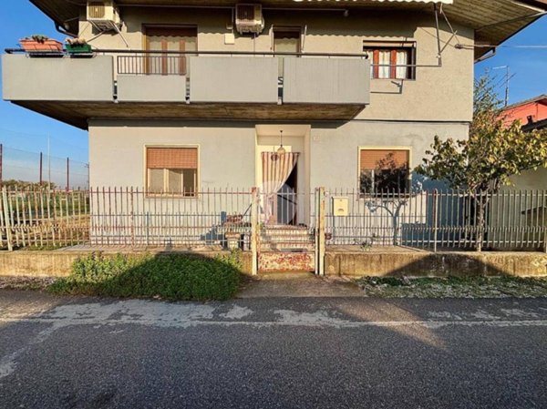 casa indipendente in vendita a San Giovanni Lupatoto in zona Raldon