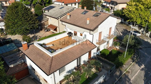 appartamento in vendita a San Giovanni Lupatoto in zona Pozzo