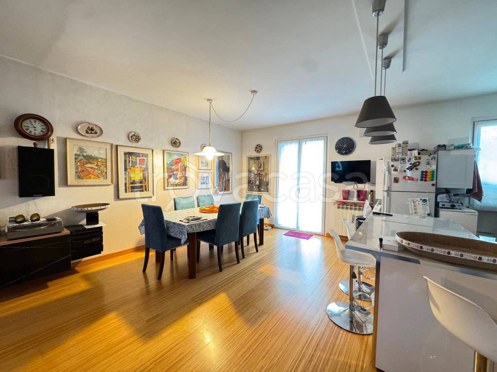 casa indipendente in vendita a San Giovanni Lupatoto