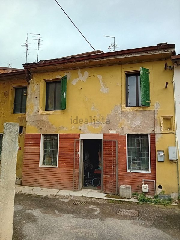 quadrivano in vendita a San Giovanni Lupatoto