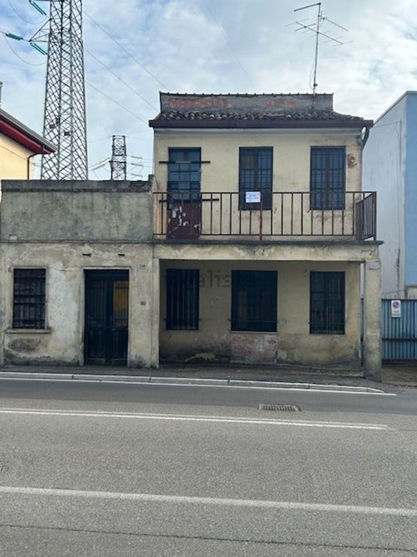 casa indipendente in vendita a San Giovanni Lupatoto