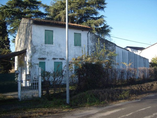 casa indipendente in vendita a San Giovanni Lupatoto