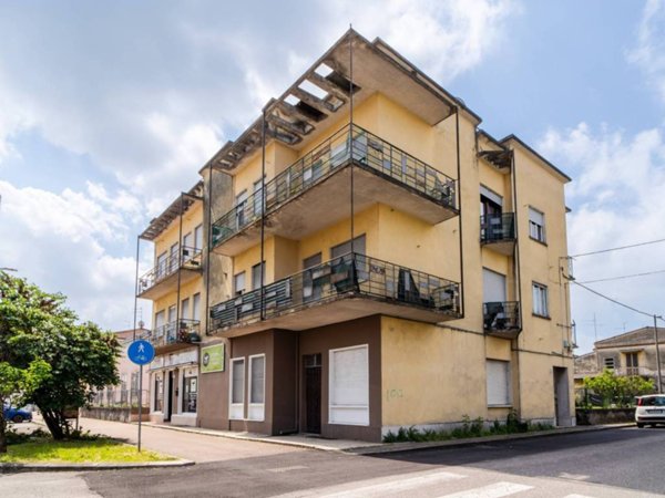 intera palazzina in vendita a San Giovanni Lupatoto