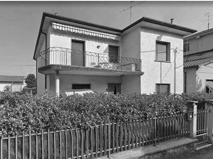 casa indipendente in vendita a San Giovanni Lupatoto