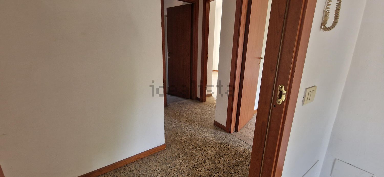 appartamento in vendita a San Giovanni Lupatoto in zona Raldon