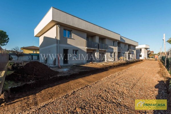 casa indipendente in vendita a San Giovanni Lupatoto