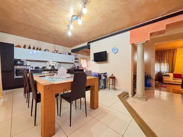 casa indipendente in vendita a San Giovanni Lupatoto