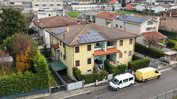 casa indipendente in vendita a San Giovanni Lupatoto