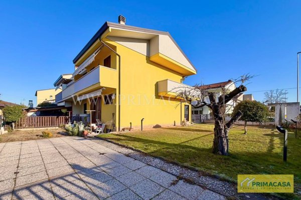 casa indipendente in vendita a San Giovanni Lupatoto in zona Raldon