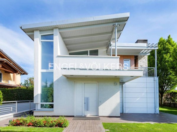 casa indipendente in vendita a San Giovanni Lupatoto