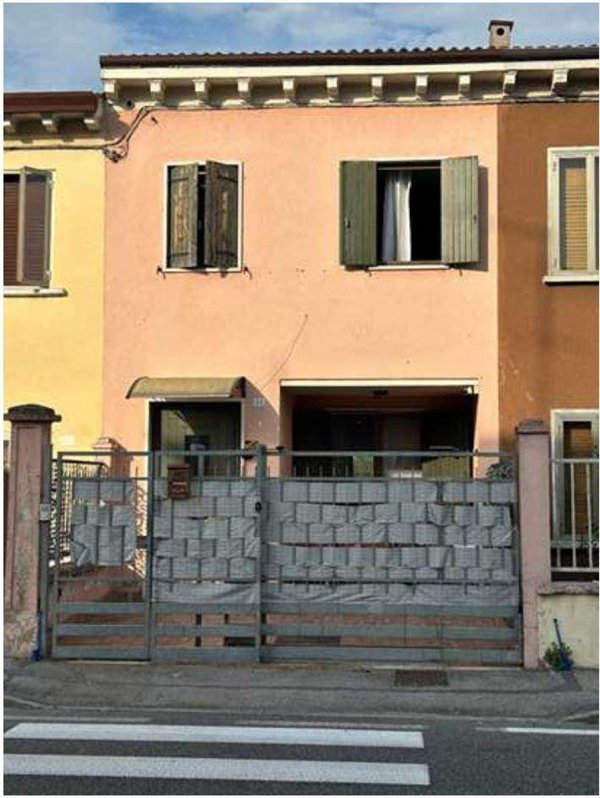 casa indipendente in vendita a San Giovanni Lupatoto