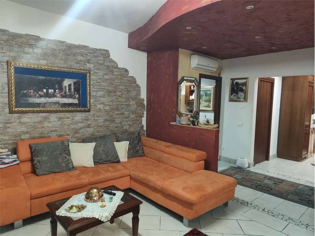 casa indipendente in vendita a San Giovanni Lupatoto in zona Raldon