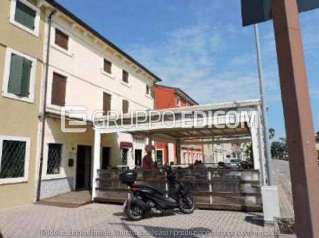 negozio in vendita a San Giovanni Lupatoto in zona Raldon