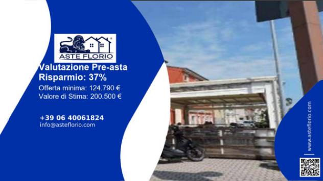 negozio in vendita a San Giovanni Lupatoto in zona Raldon