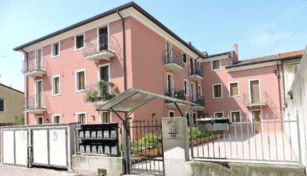 appartamento in vendita a San Giovanni Lupatoto in zona Raldon