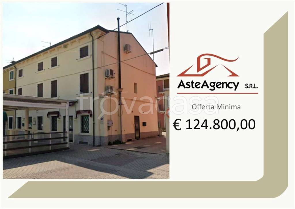 negozio in vendita a San Giovanni Lupatoto in zona Raldon