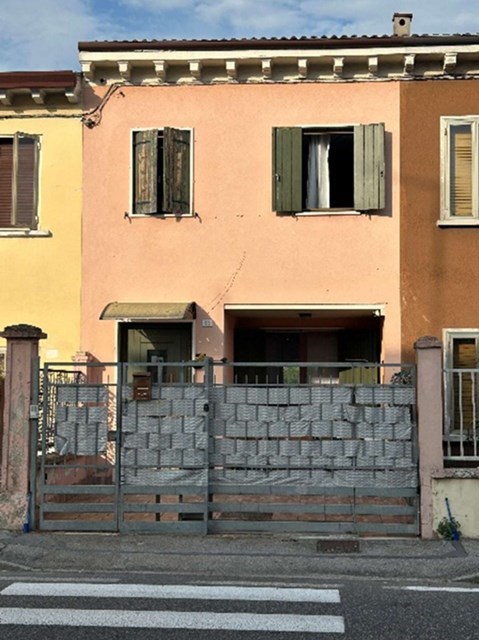 casa indipendente in vendita a San Giovanni Lupatoto