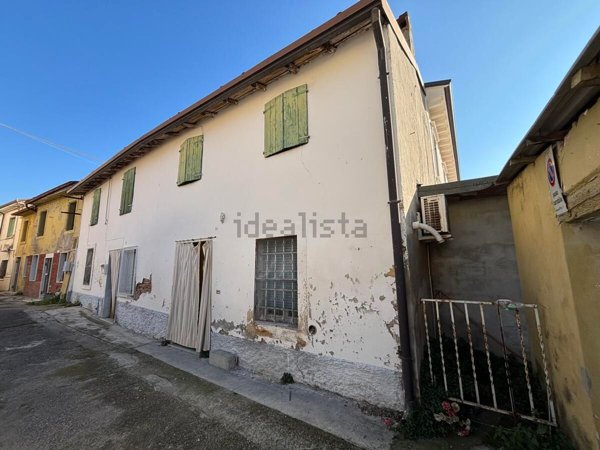 casa indipendente in vendita a San Giovanni Lupatoto
