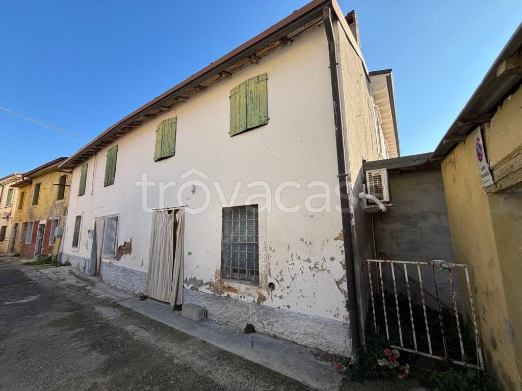 casa indipendente in vendita a San Giovanni Lupatoto