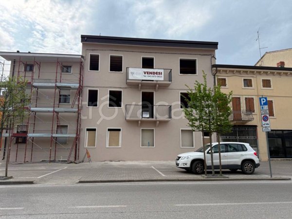 appartamento in vendita a San Giovanni Lupatoto in zona Raldon