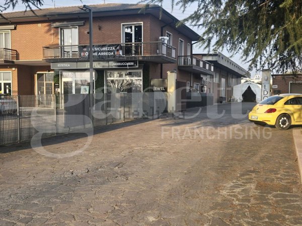 capannone in vendita a San Giovanni Lupatoto