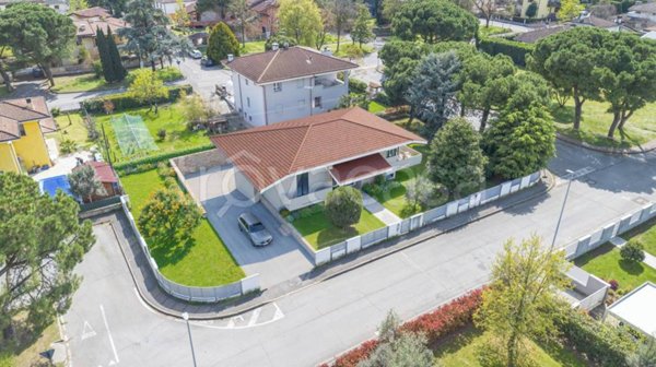 casa indipendente in vendita a San Giovanni Lupatoto