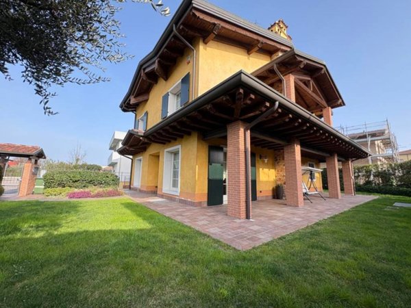 casa indipendente in vendita a San Giovanni Lupatoto