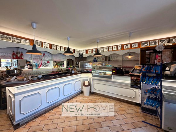 negozio in vendita a San Giovanni Lupatoto