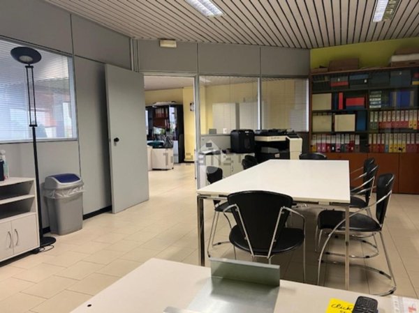 ufficio in vendita a San Giovanni Lupatoto
